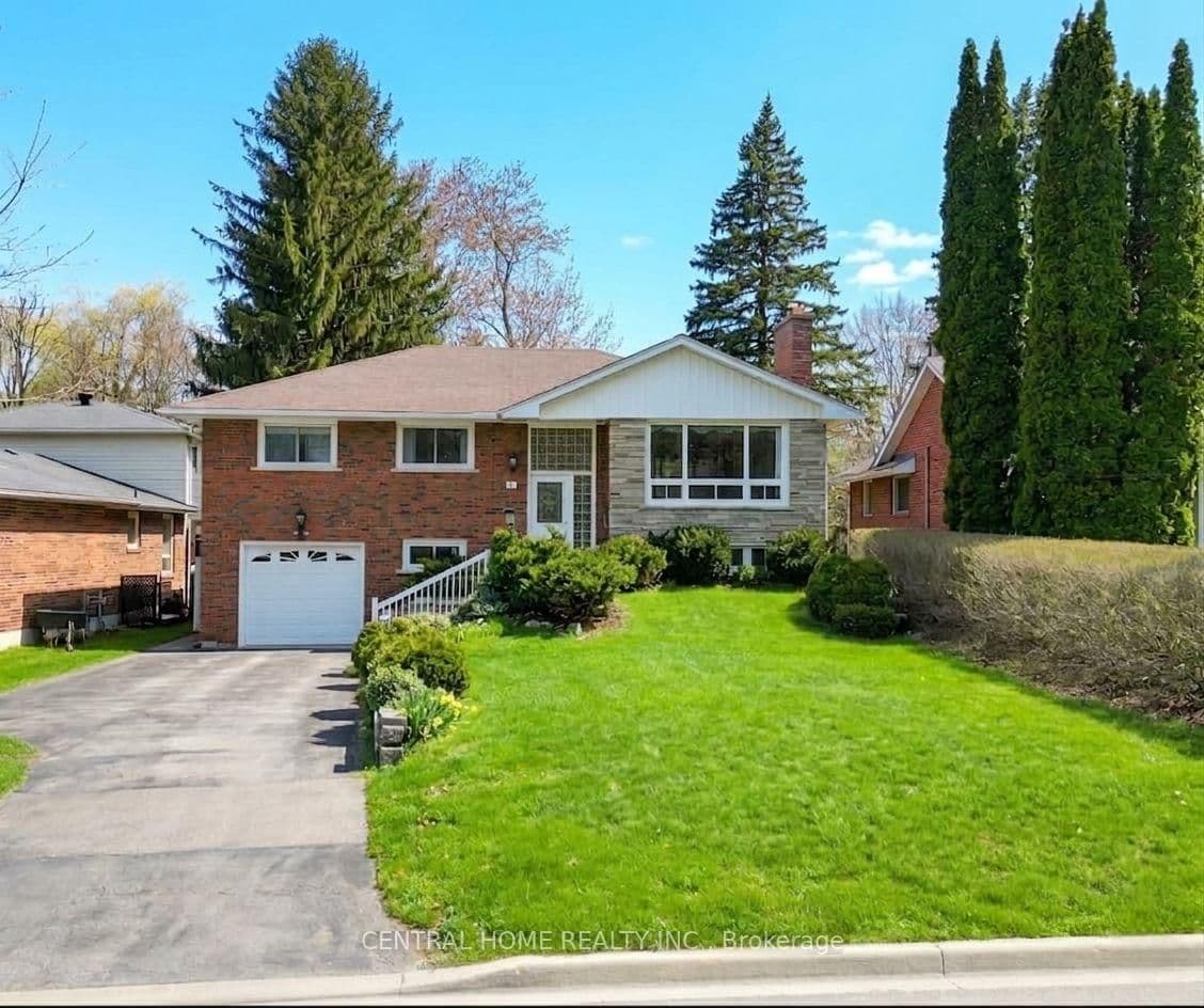 102 Meadowvale Road, Toronto, ON