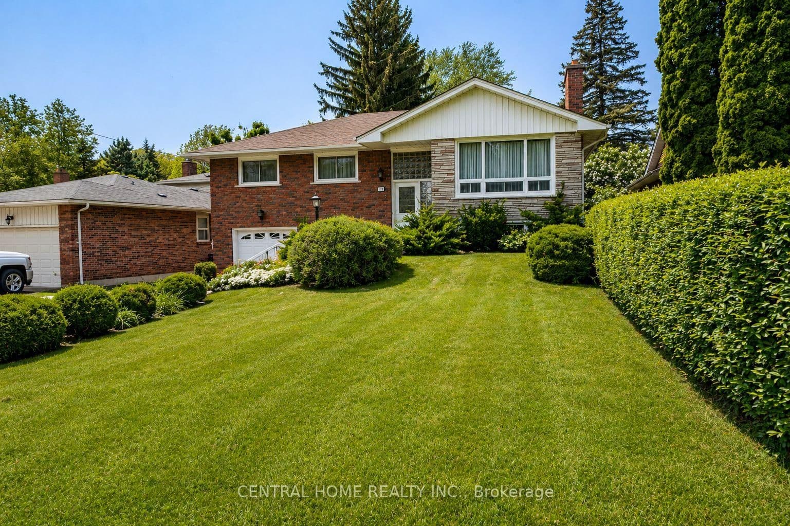 102 Meadowvale Road, Toronto, ON — photo 3