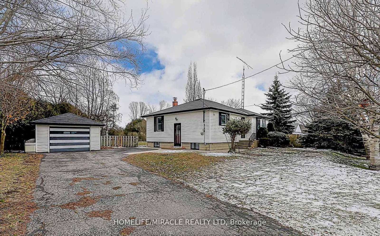 Main - 19 Herbert Avenue, Oshawa, ON — photo 2