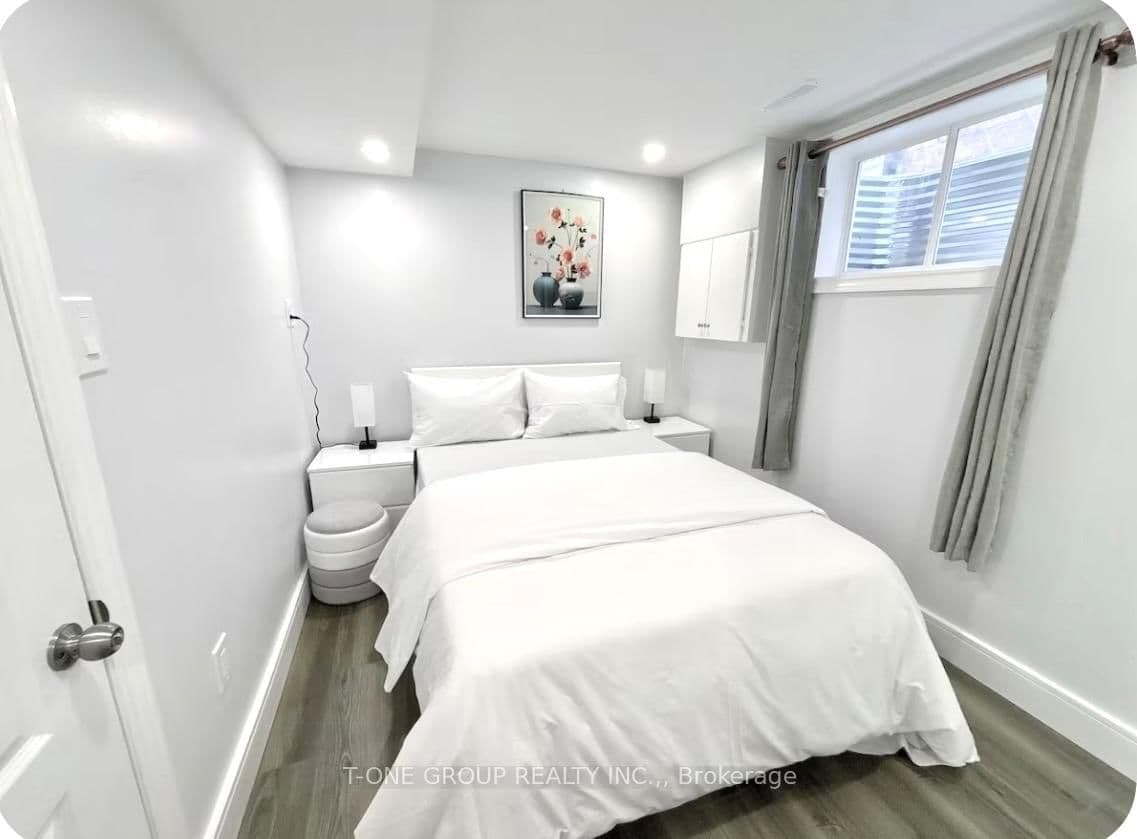 27 BRIMSTONE (Basement) Crescent, Toronto, ON — photo 3