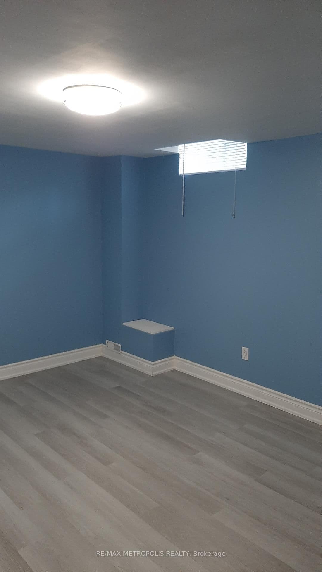 BSMT - 235 Hupfield Trail, Toronto, ON — photo 3