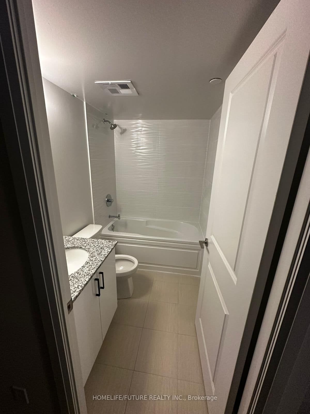 2110 - 20 Meadowglen Place, Toronto, ON — photo 3