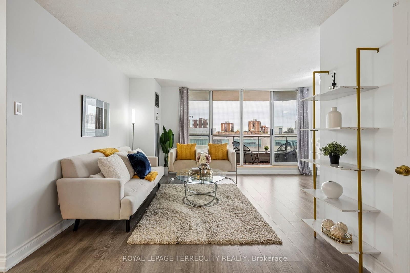 709 - 410 Mclevin Avenue, Toronto, ON — photo 3