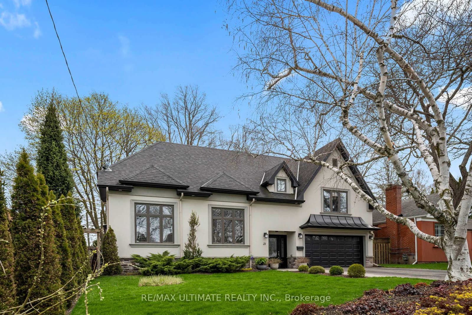 21 Brinloor Boulevard, Toronto, ON — photo 2