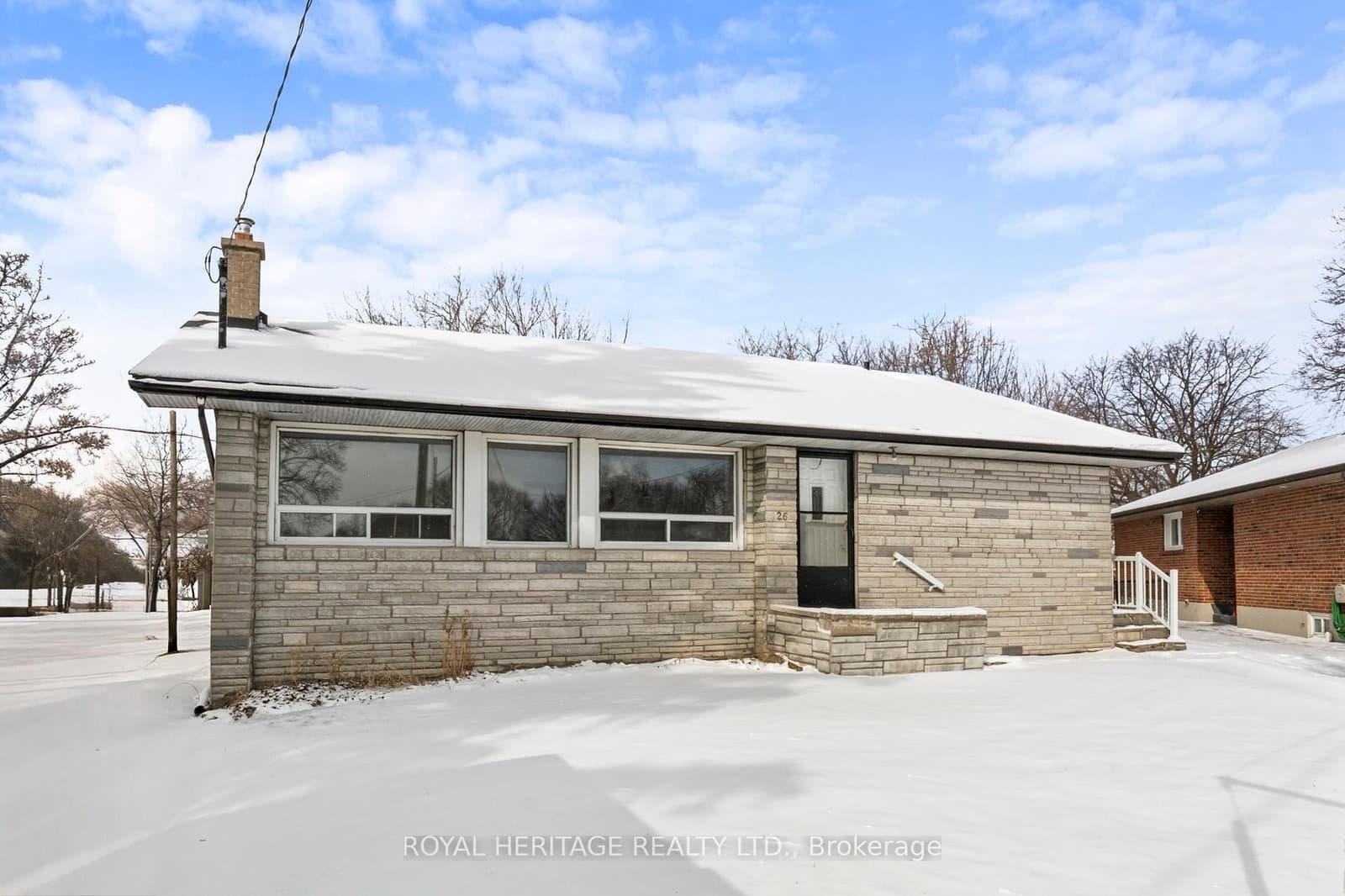 26 Kitson Drive, Toronto, ON — photo 2