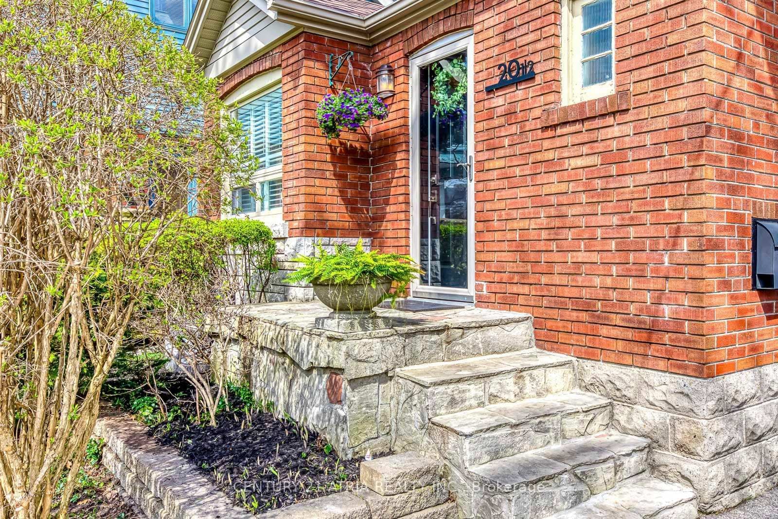 20 1/2 East Road, Toronto, ON — photo 3