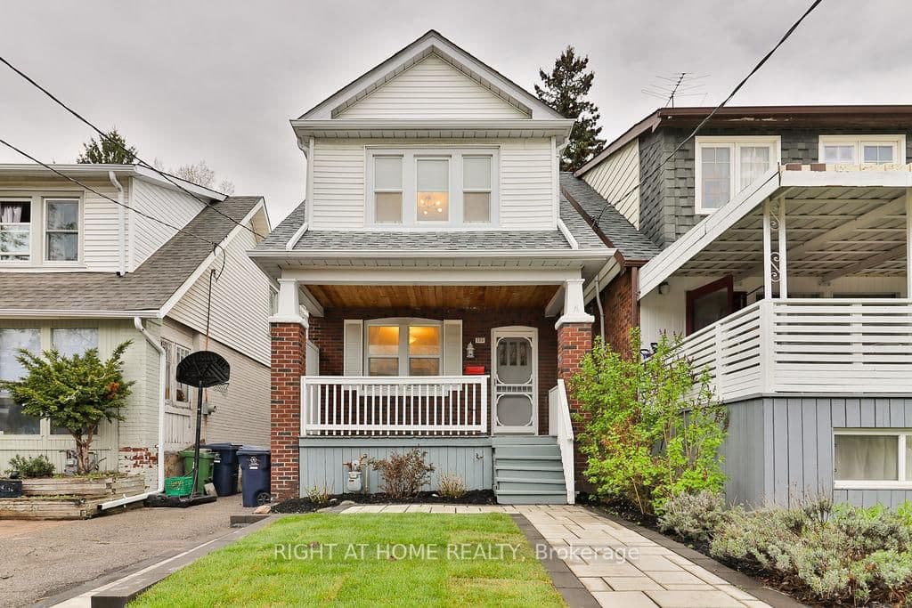 130 Springdale Boulevard, Toronto, ON
