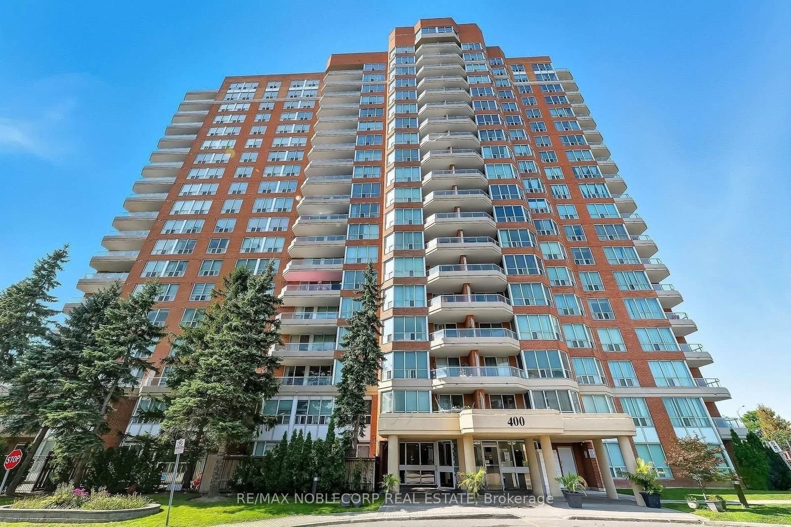 1603 - 400 Mclevin Avenue, Toronto, ON