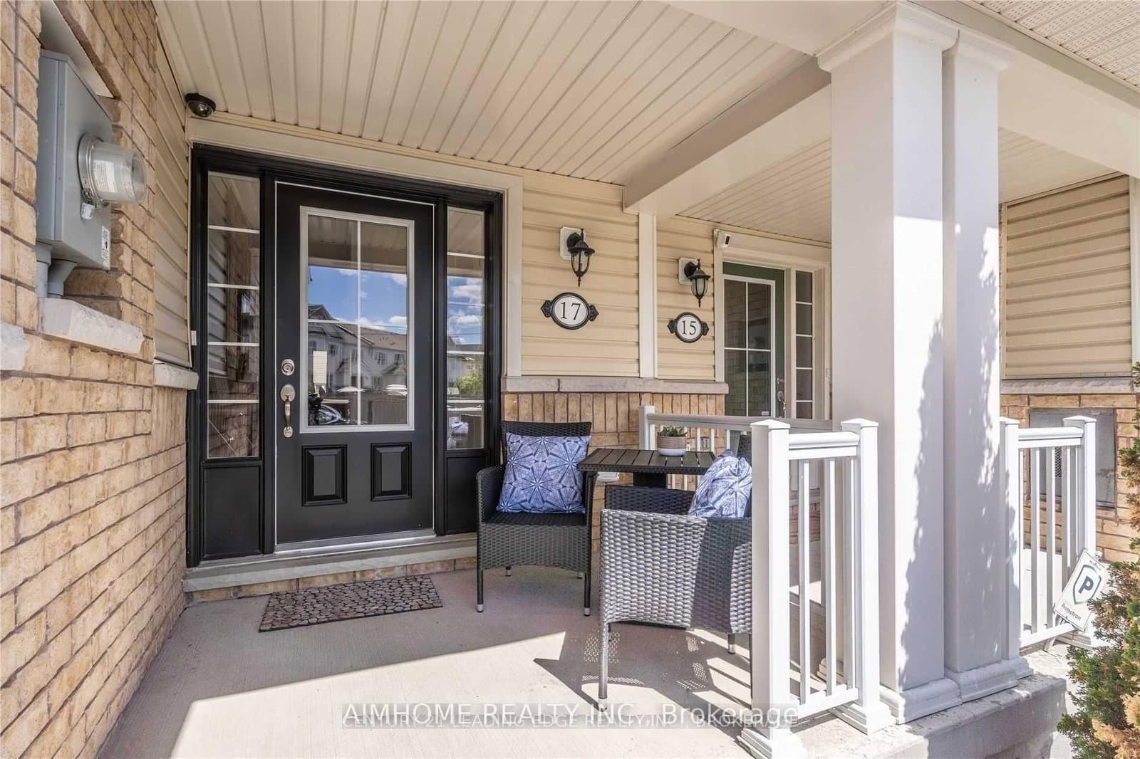 17 Southshore Street, Whitby, ON — photo 3