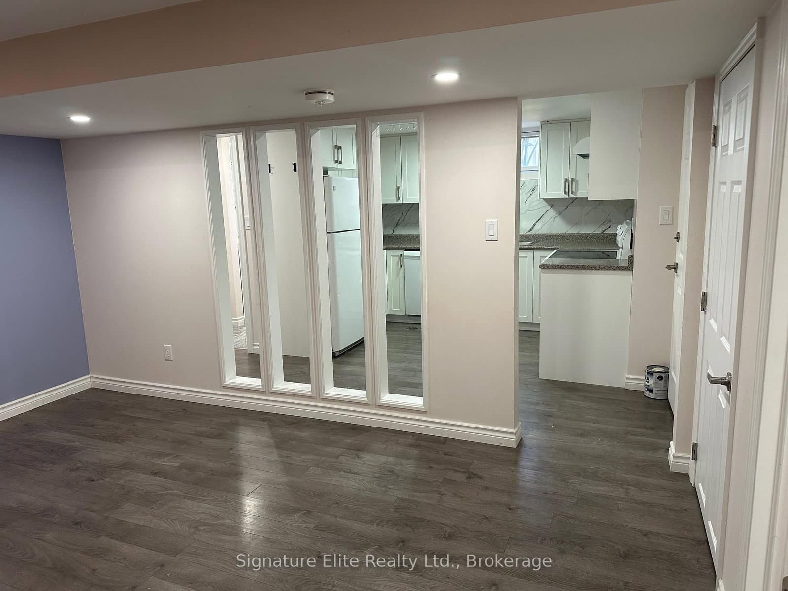 Lower - 43 Seneca Avenue, Oshawa, ON — photo 2