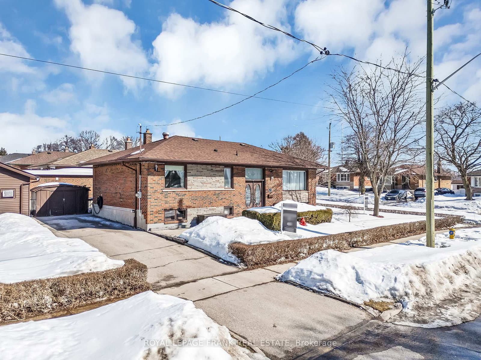 1 Deborah Drive, Toronto, ON — photo 2