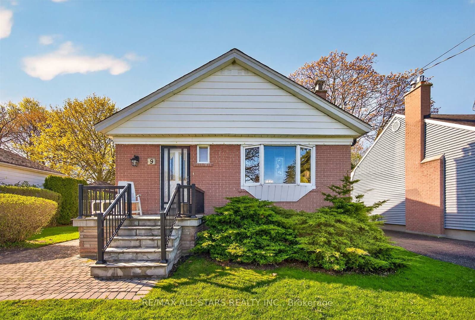 9 Martindale Road, Toronto, ON