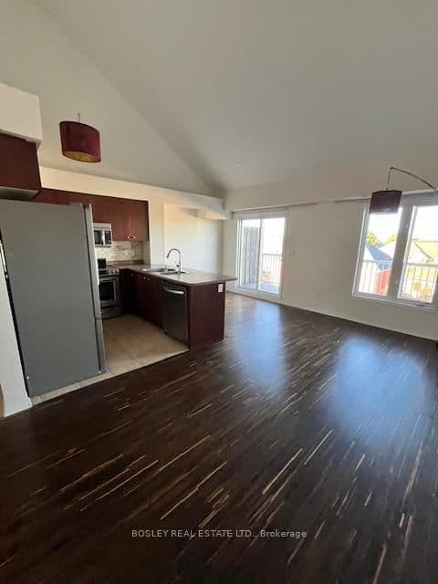 11 - 647C Warden Avenue, Toronto, ON — photo 3