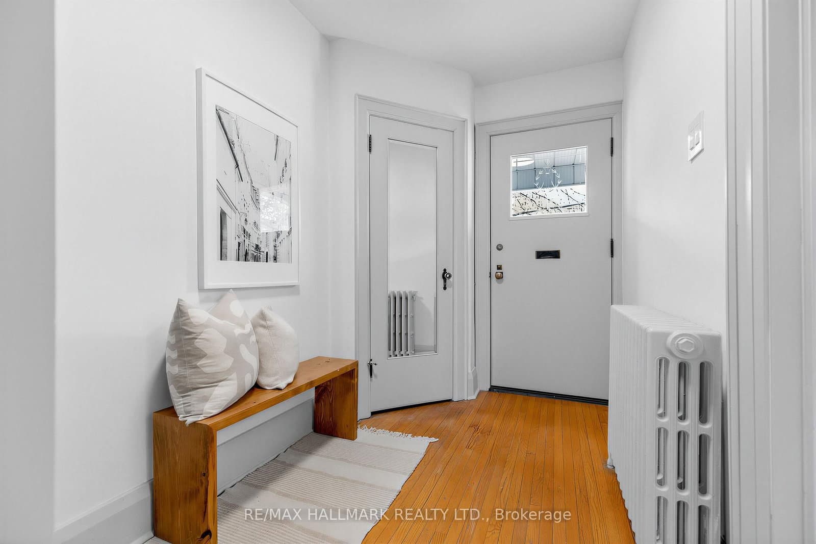 34 Springdale Boulevard, Toronto, ON — photo 3
