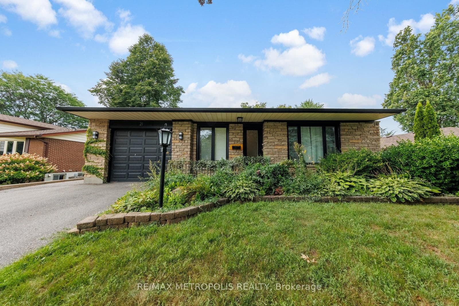 Basement - 21 Hills Road, Ajax, ON