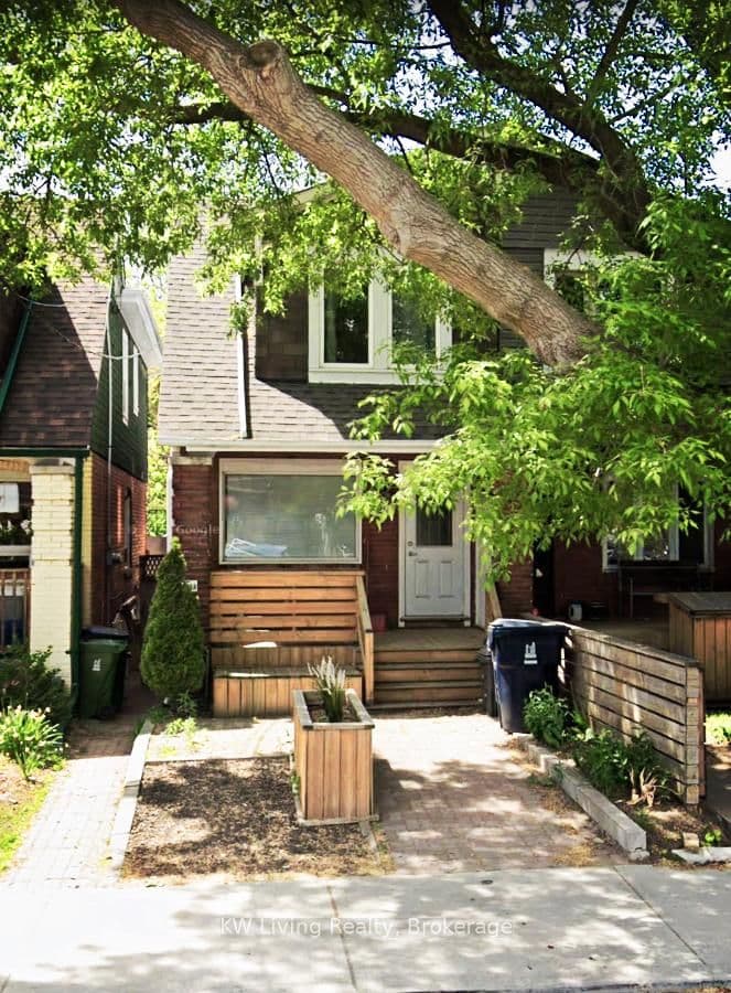 928 Broadview Avenue, Toronto, ON
