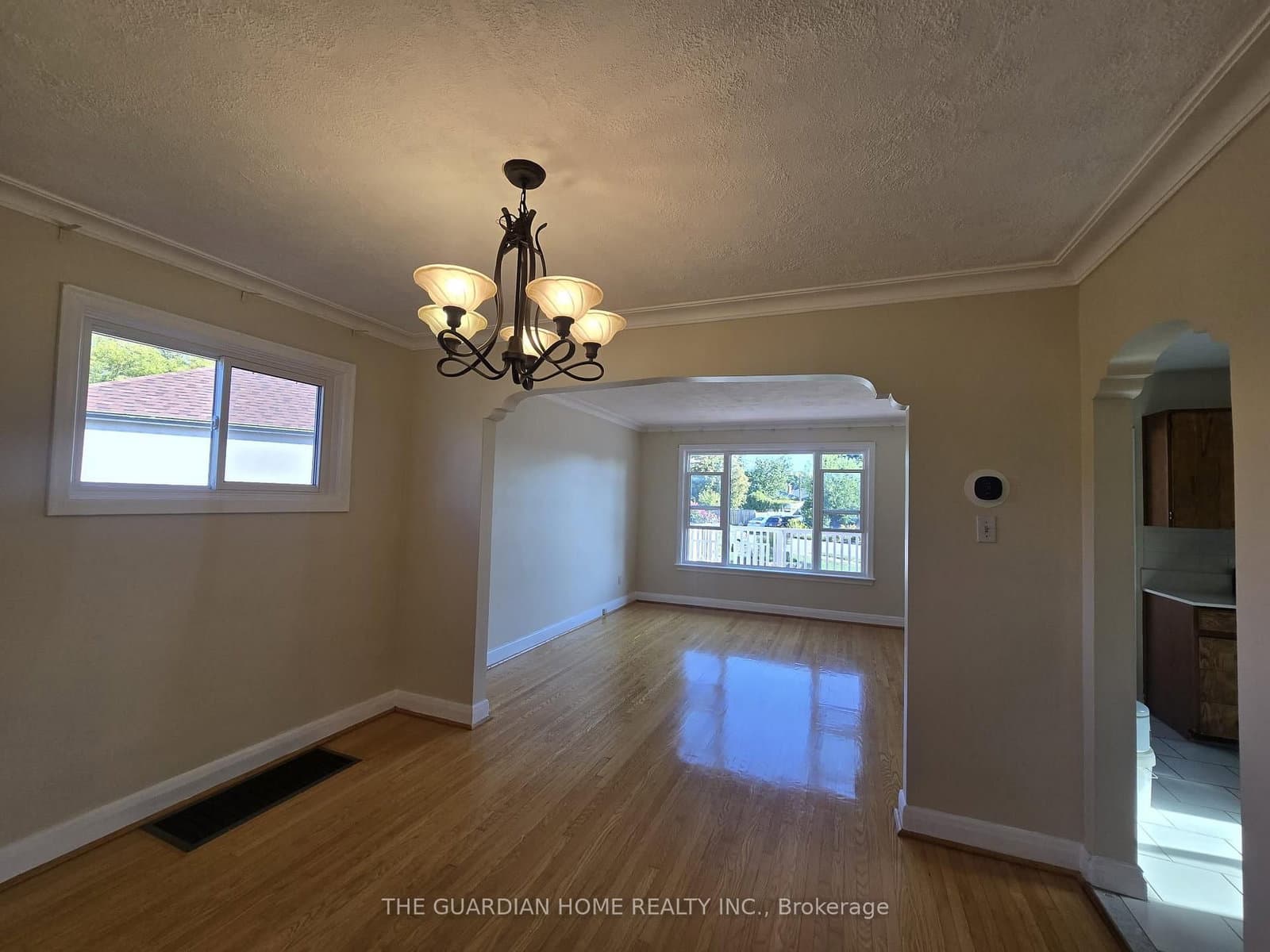 15 Princemere Crescent, Toronto, ON — photo 2