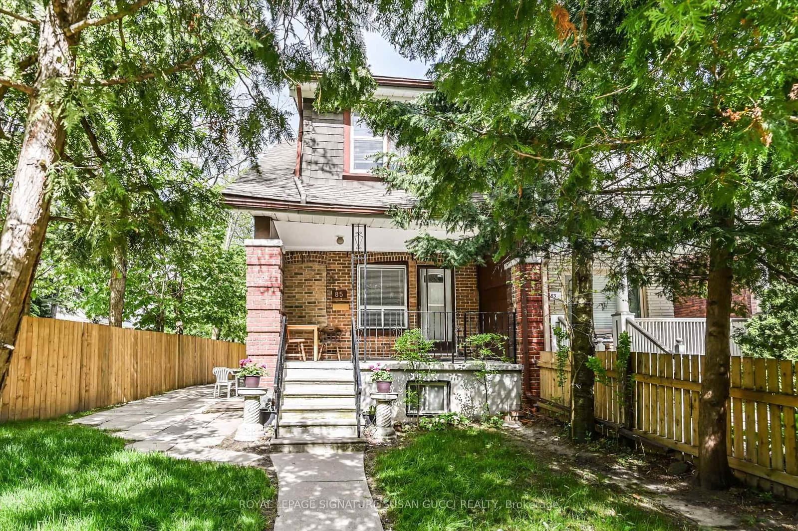 85 Linsmore Crescent, Toronto, ON