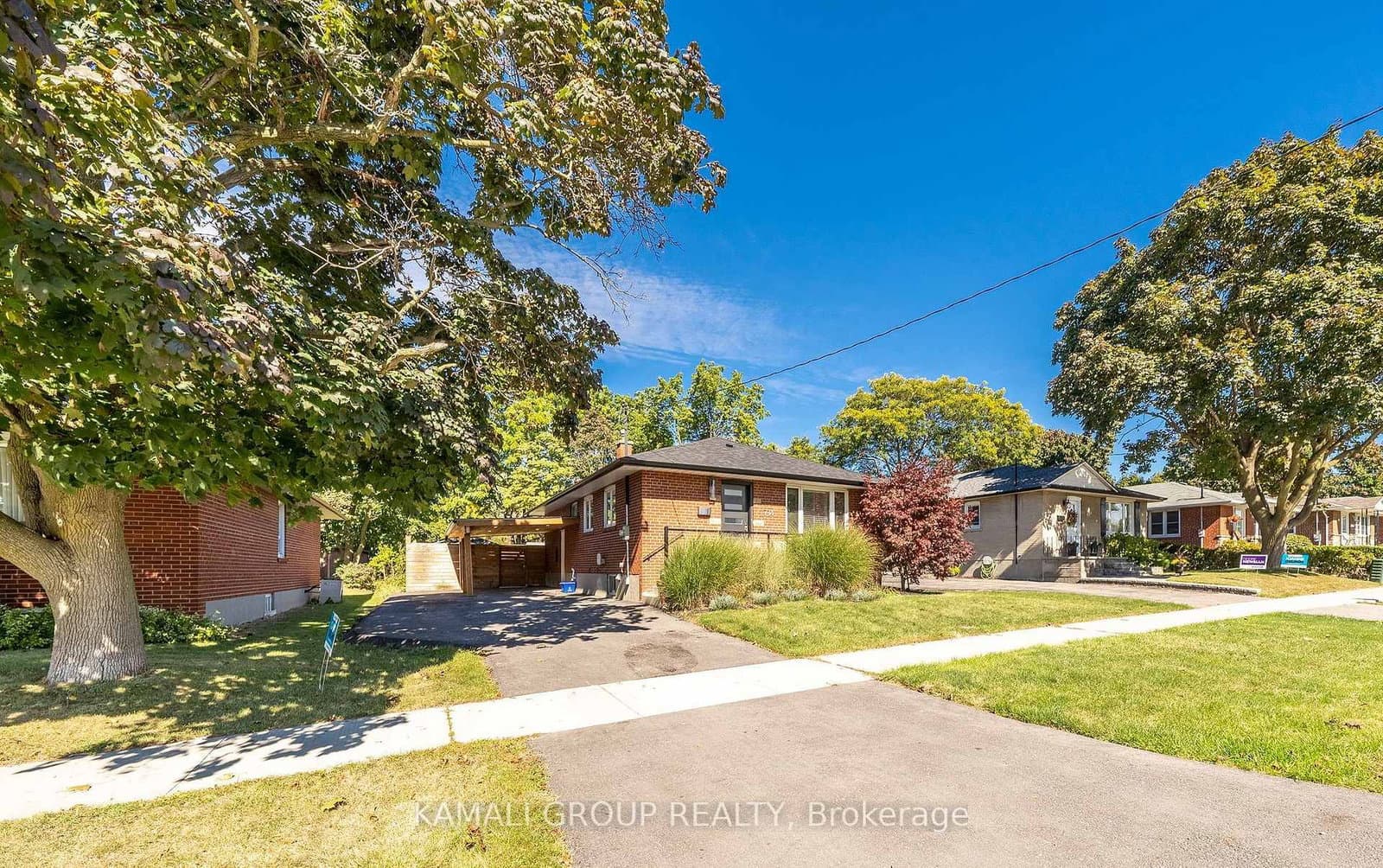 BSMT - 714 Gilbert Street, Whitby, ON — photo 2