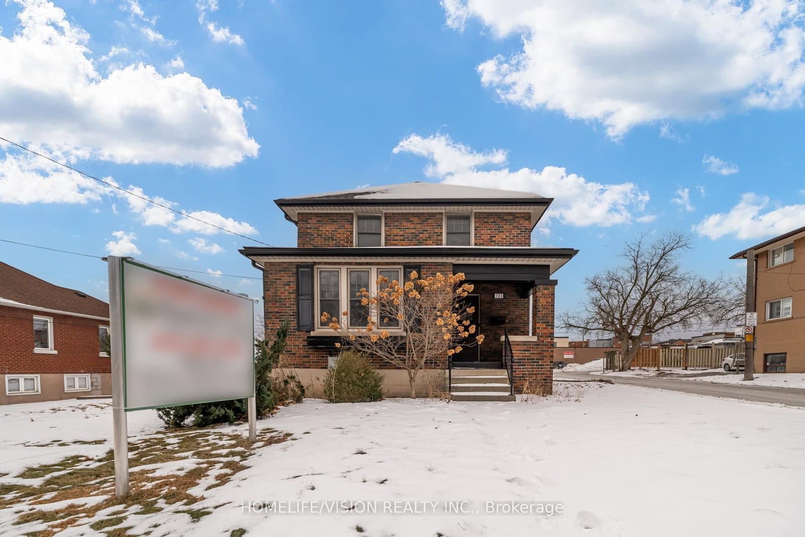123 Mary Street, Whitby, ON