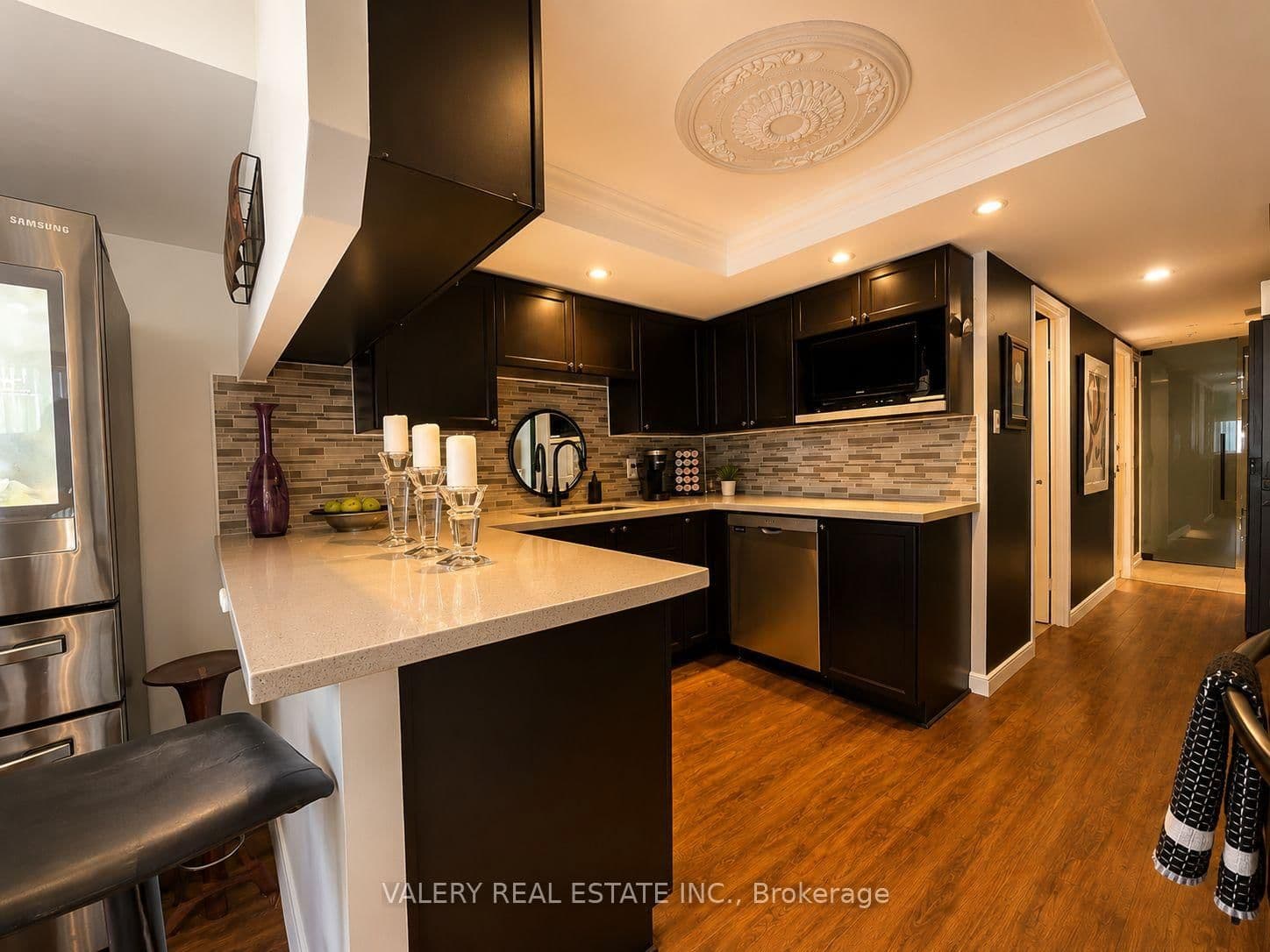 214 - 25 Cumberland Lane, Ajax, ON