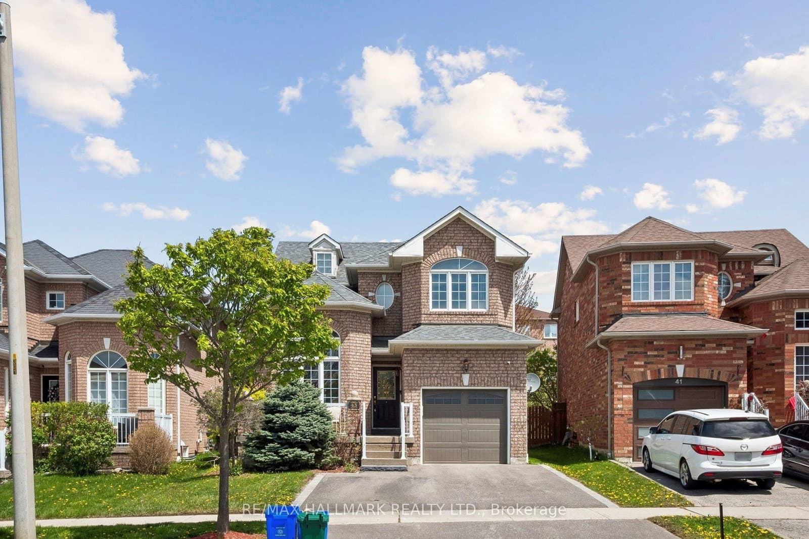 43 Nobbs Drive, Ajax, ON
