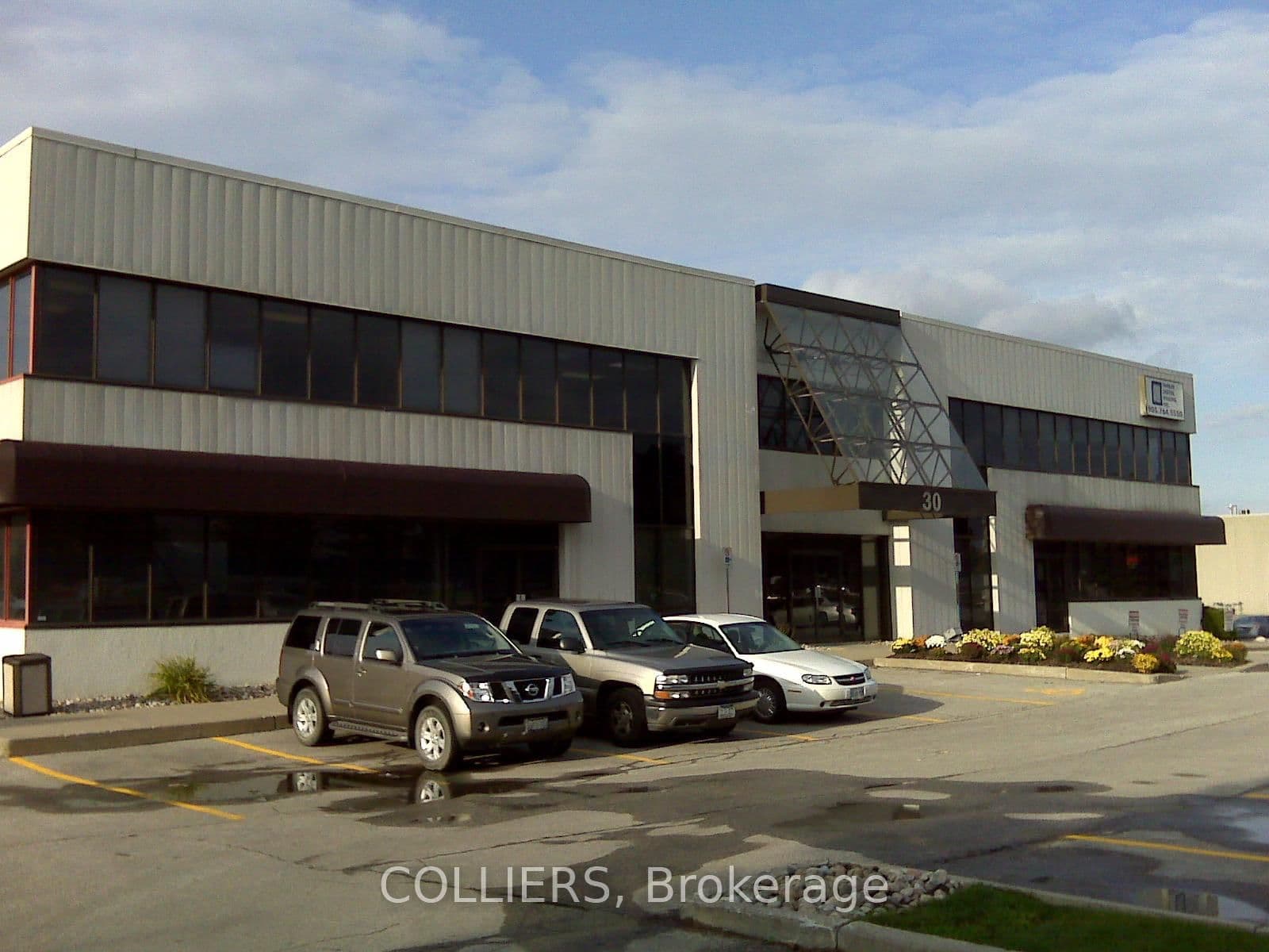 107 - 30 East Beaver Creek Road, Richmond Hill, ON