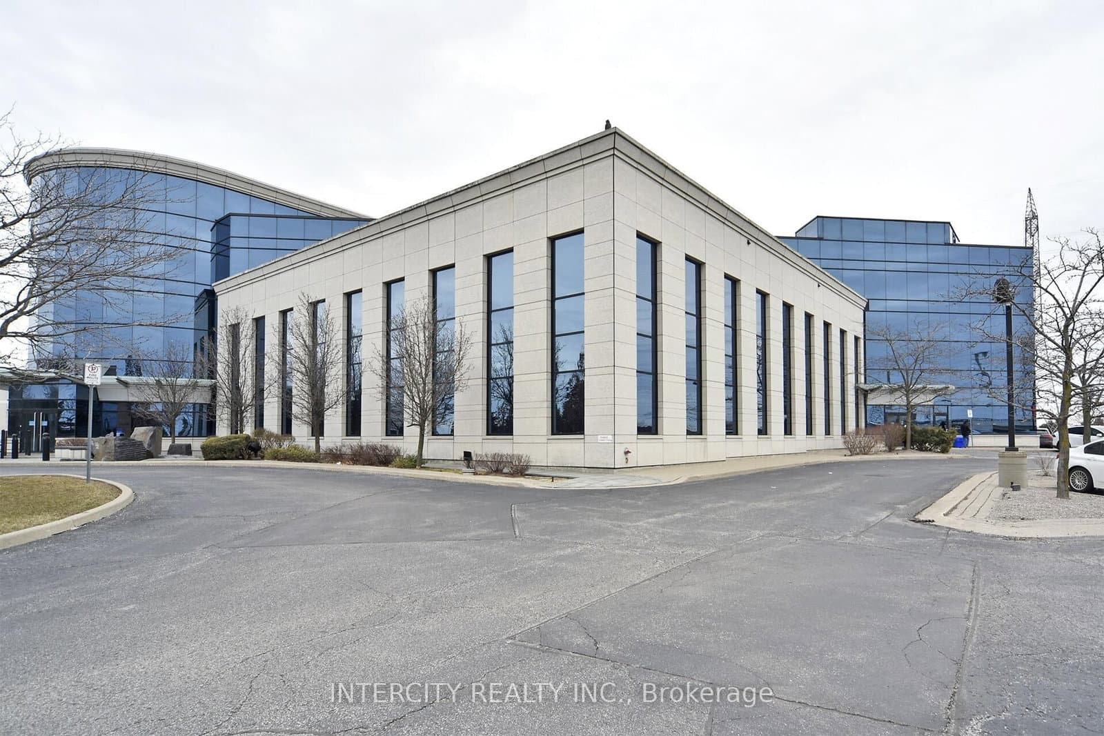 BSMT - 6 Ronrose Drive, Vaughan, ON — photo 3