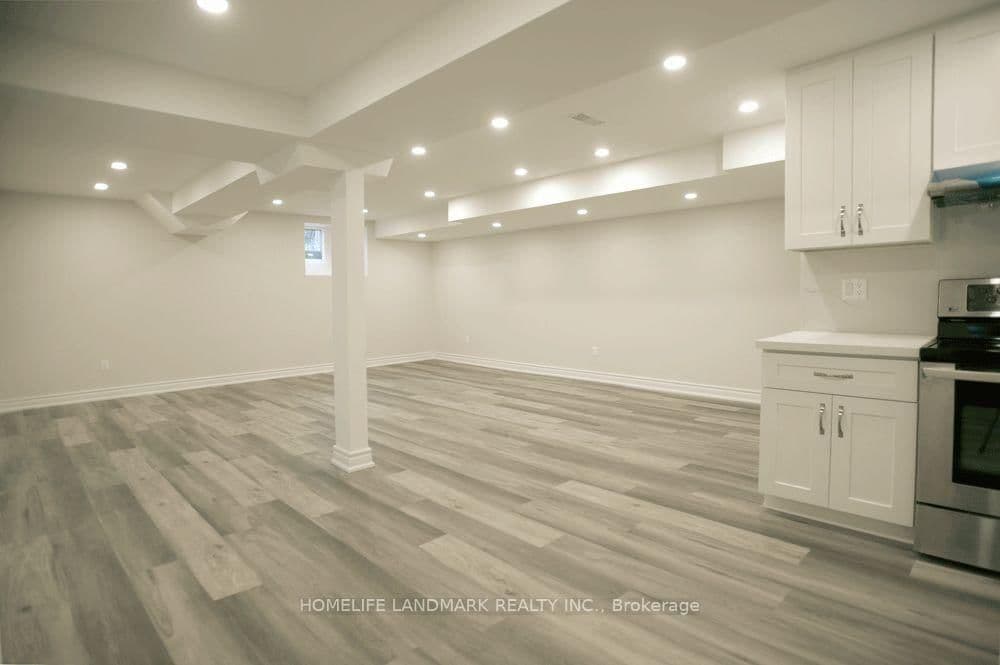 5 Southvale (Basement) Drive, Vaughan, ON — photo 2