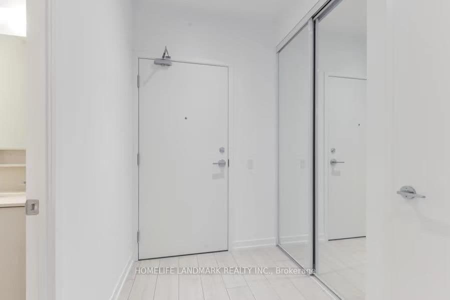 5101 - 5 Buttermill Avenue, Vaughan, ON