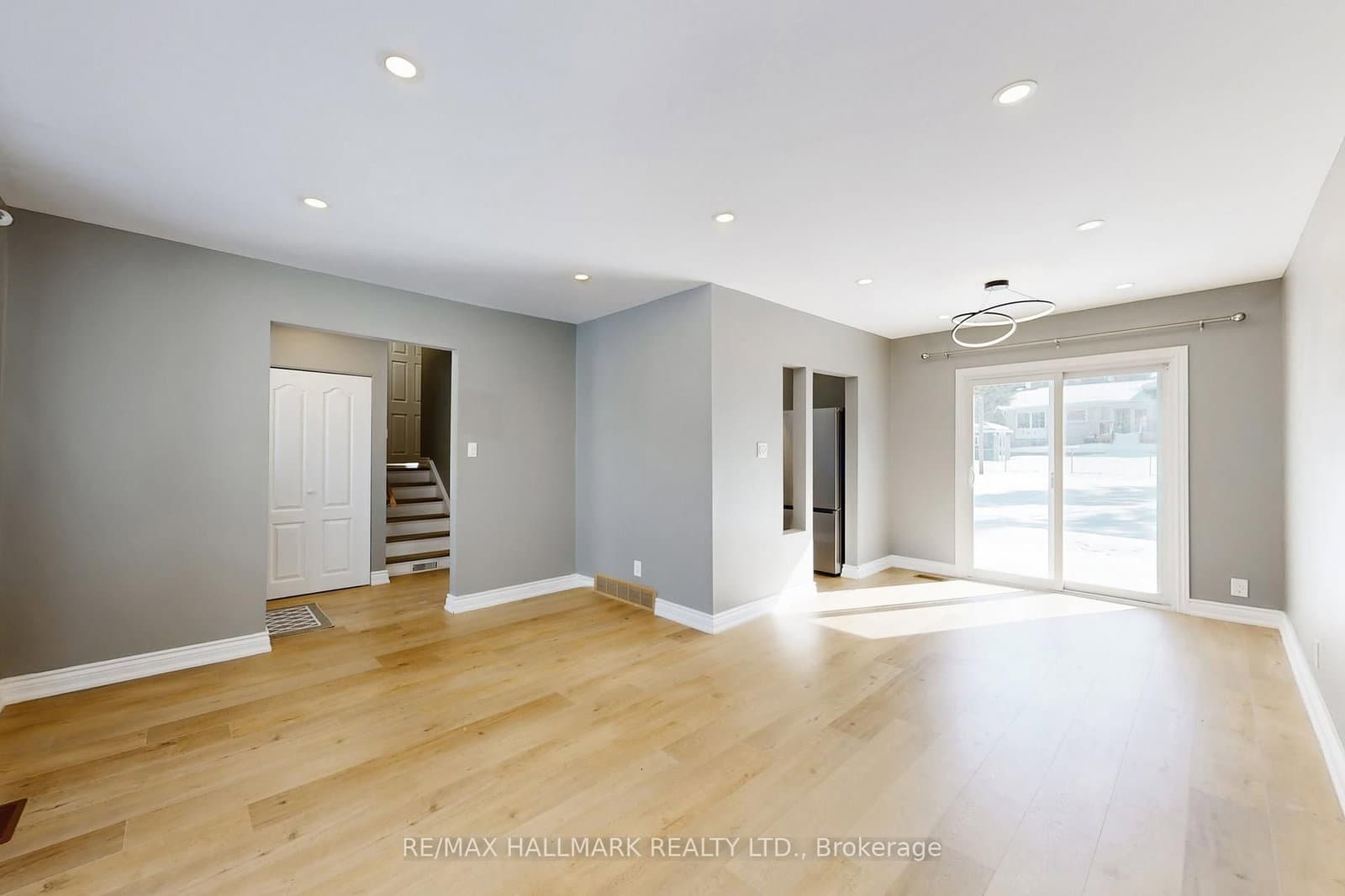 448 Loretta Crescent, Whitchurch-Stouffville, ON — photo 3