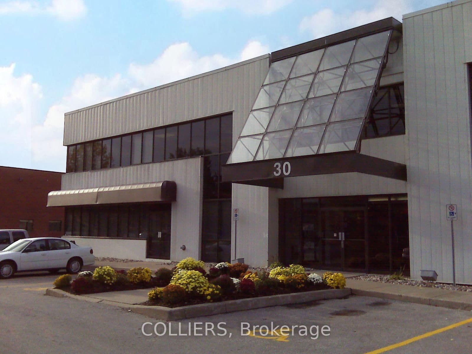 116 - 30 East Beaver Creek Road, Richmond Hill, ON