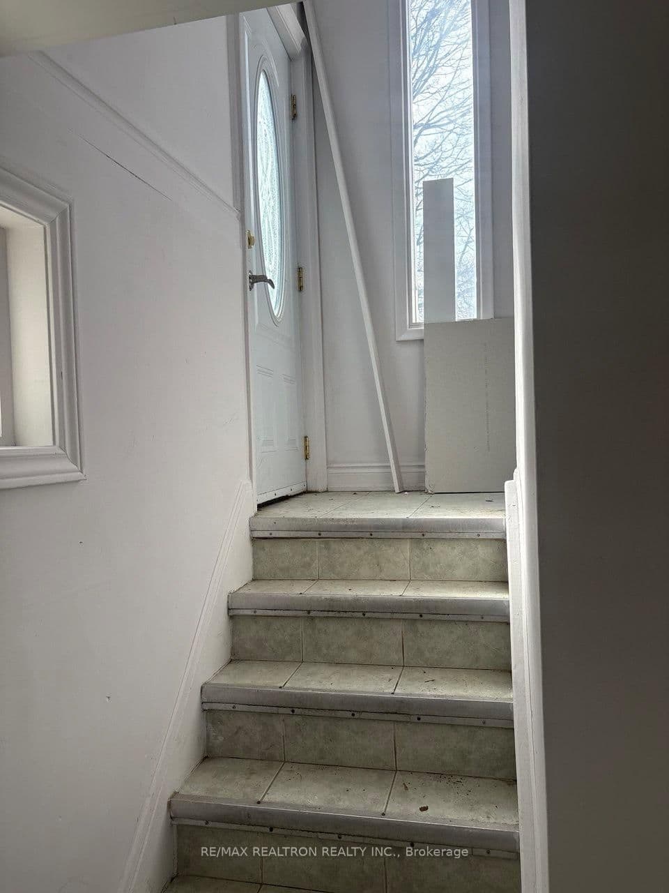 A - 431 Oceanside Avenue, Richmond Hill, ON — photo 2