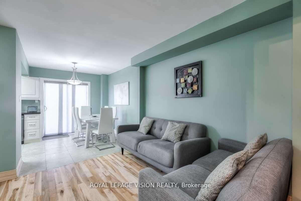 227 Stonebriar Drive, Vaughan, ON — photo 2