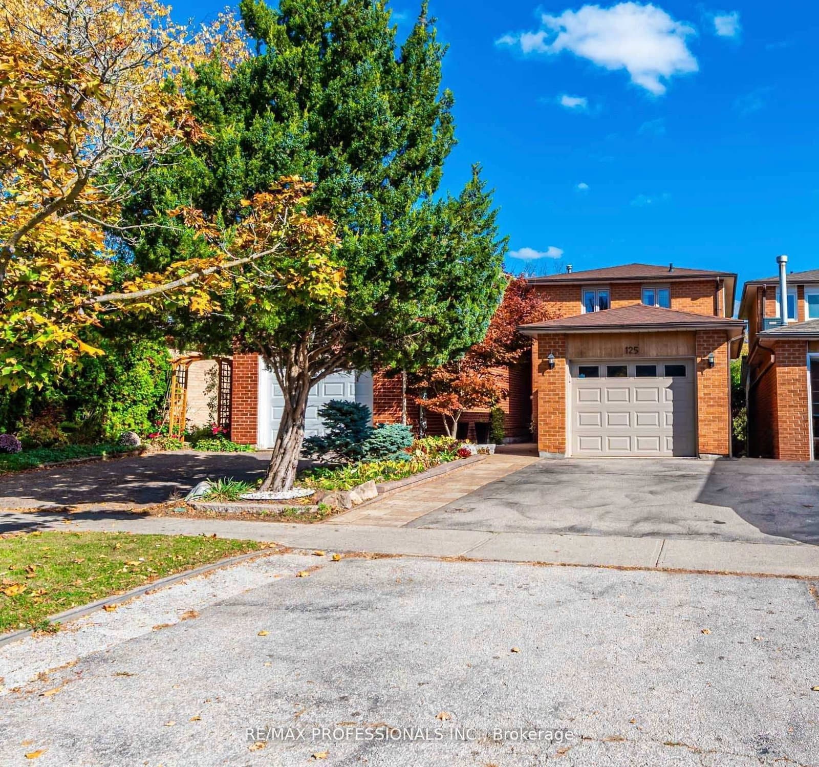 125 Kersey Crescent, Richmond Hill, ON