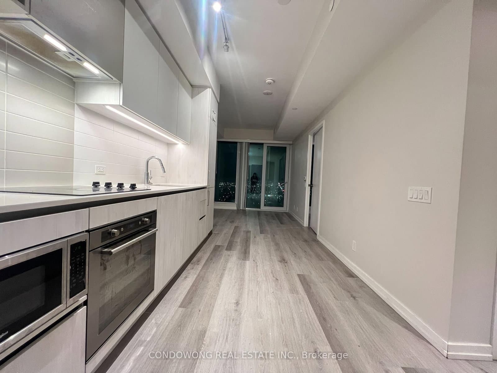 2808 - 7890 Jane Street, Vaughan, ON — photo 3