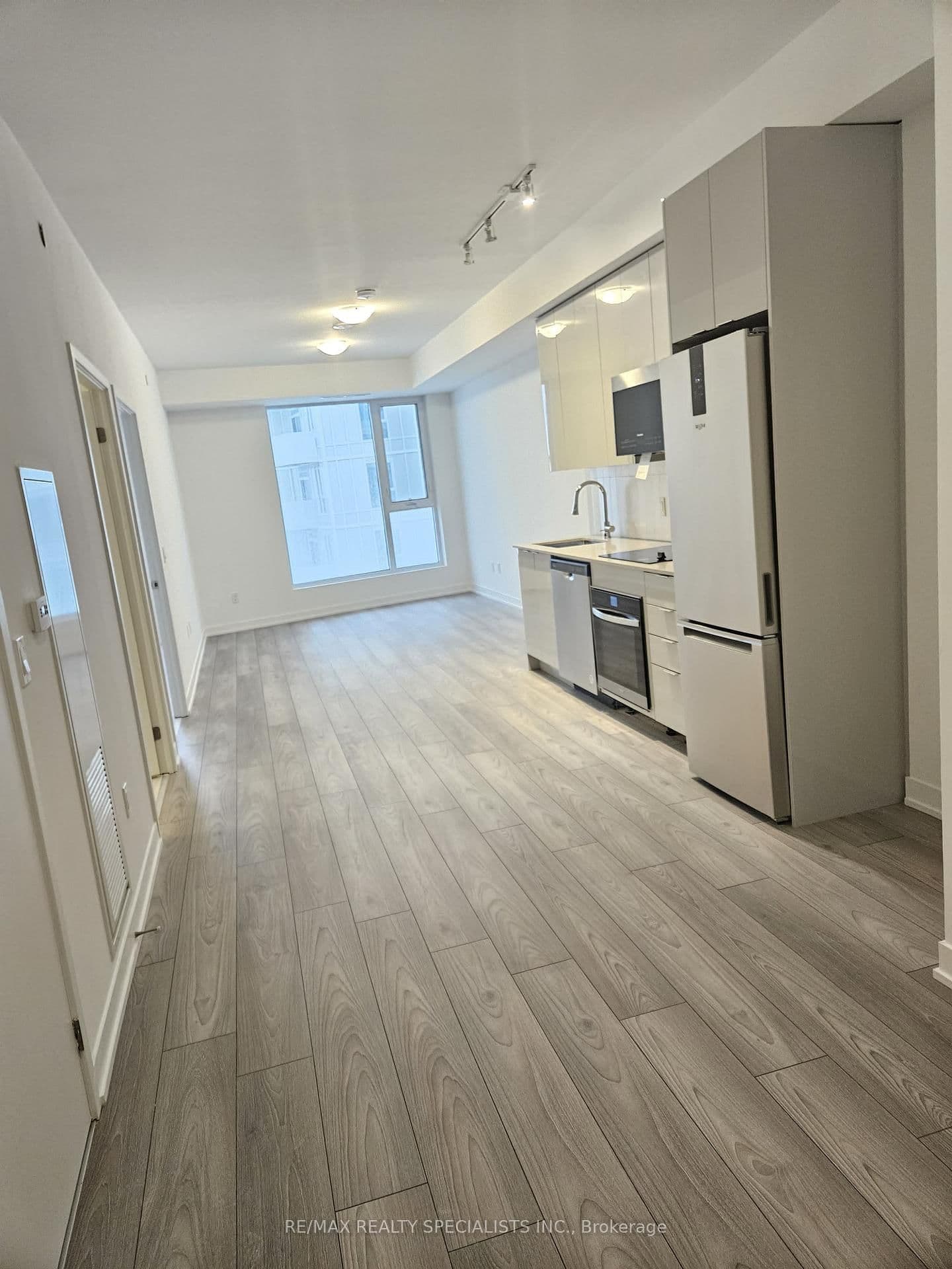 2131 - 498 Caldari Road, Vaughan, ON — photo 3