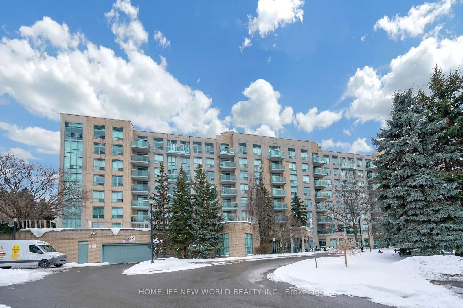 105 - 3 Ellesmere Street, Richmond Hill, ON