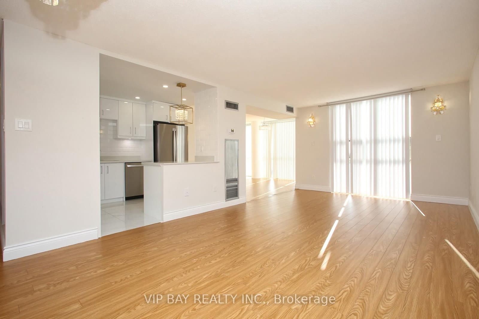 1012 - 20 Harding Boulevard, Richmond Hill, ON — photo 3