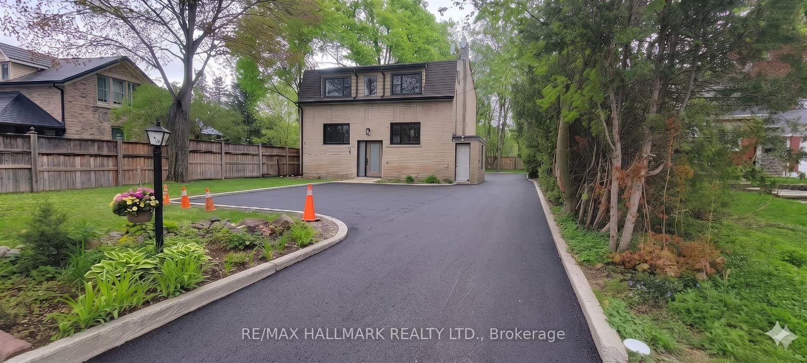 3 - 159 Richmond Street, Richmond Hill, ON