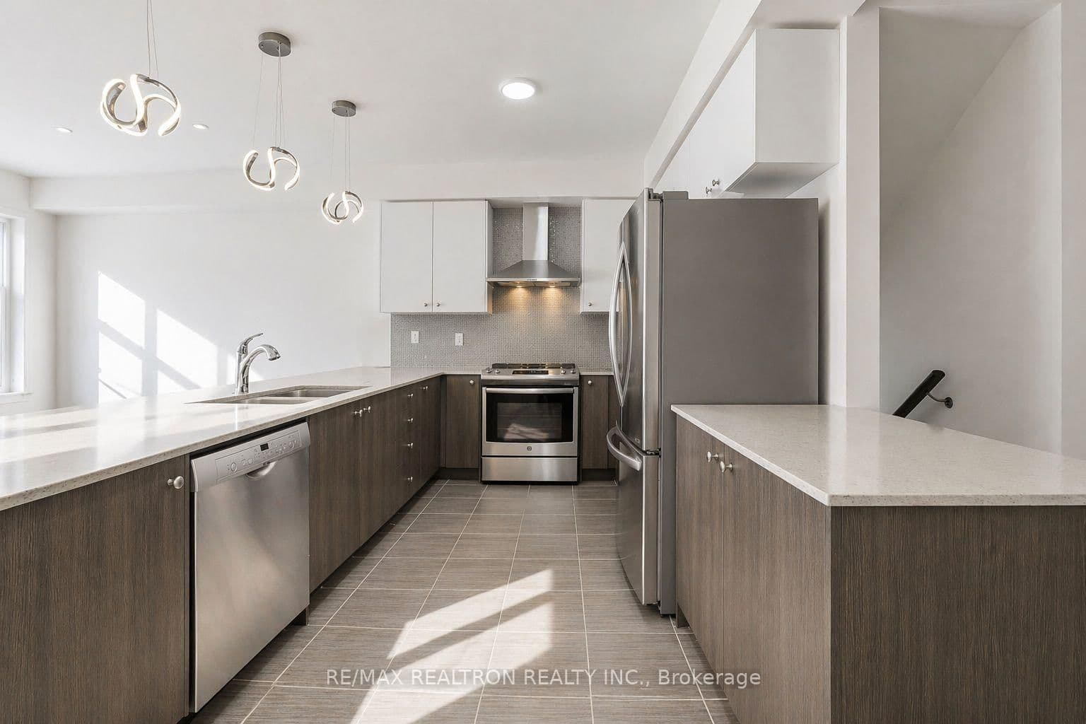 74 William Saville Street, Markham, ON — photo 3
