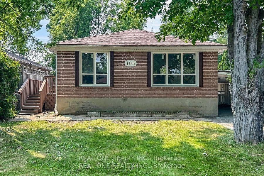 105 ( Main ) Aurora Heights Drive, Aurora, ON