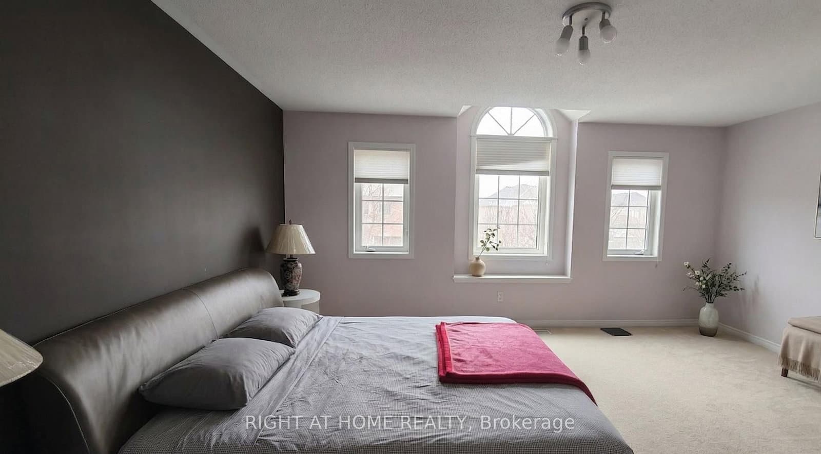 Upper room - 48 Cartmel Drive, Markham, ON — photo 2