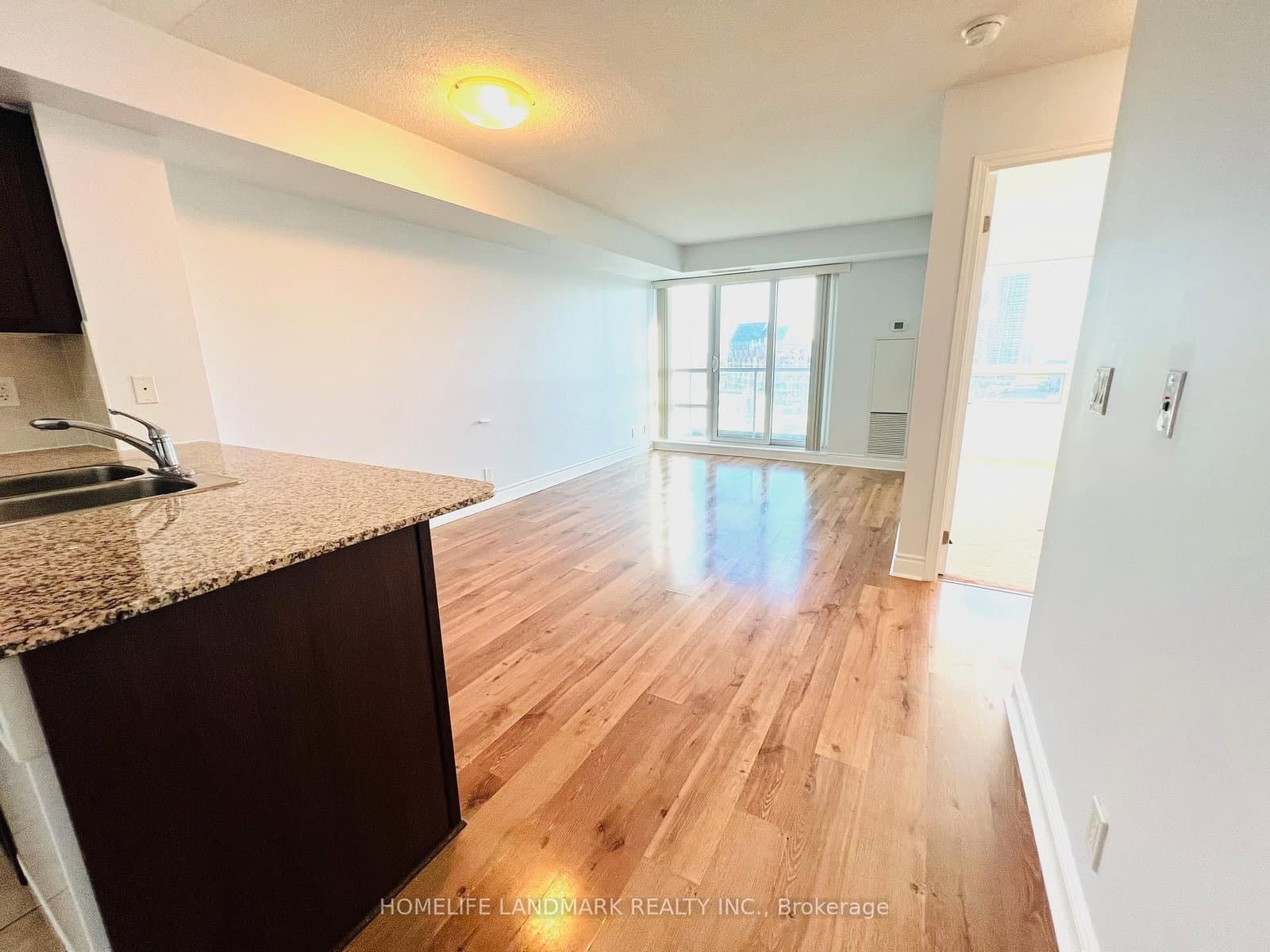 1601 - 75 South Town Centre Boulevard, Markham, ON — photo 3