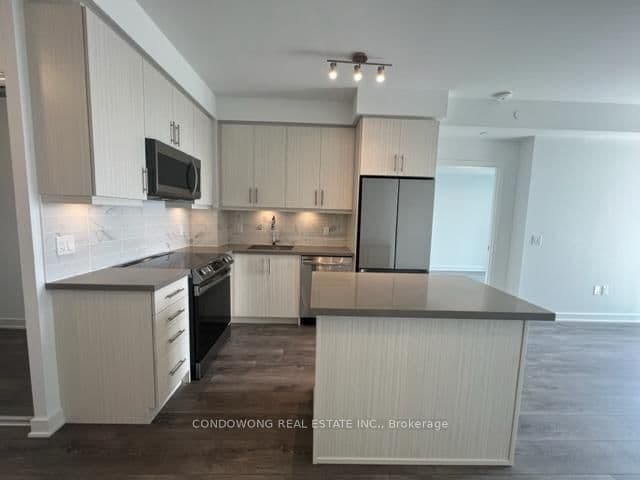 2307 - 95 Oneida Crescent, Richmond Hill, ON