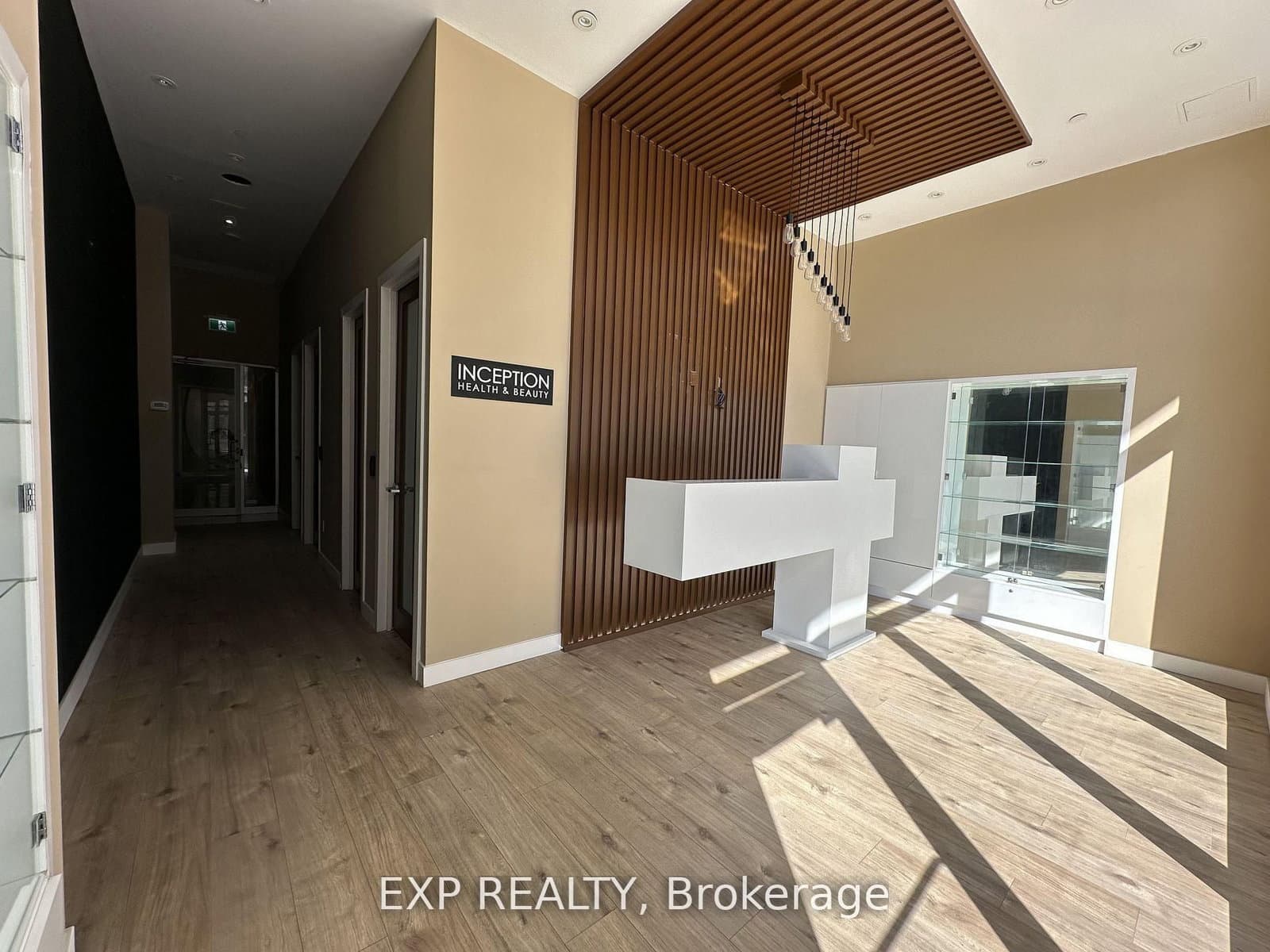 105 - 7191 Yonge Street, Markham, ON — photo 2