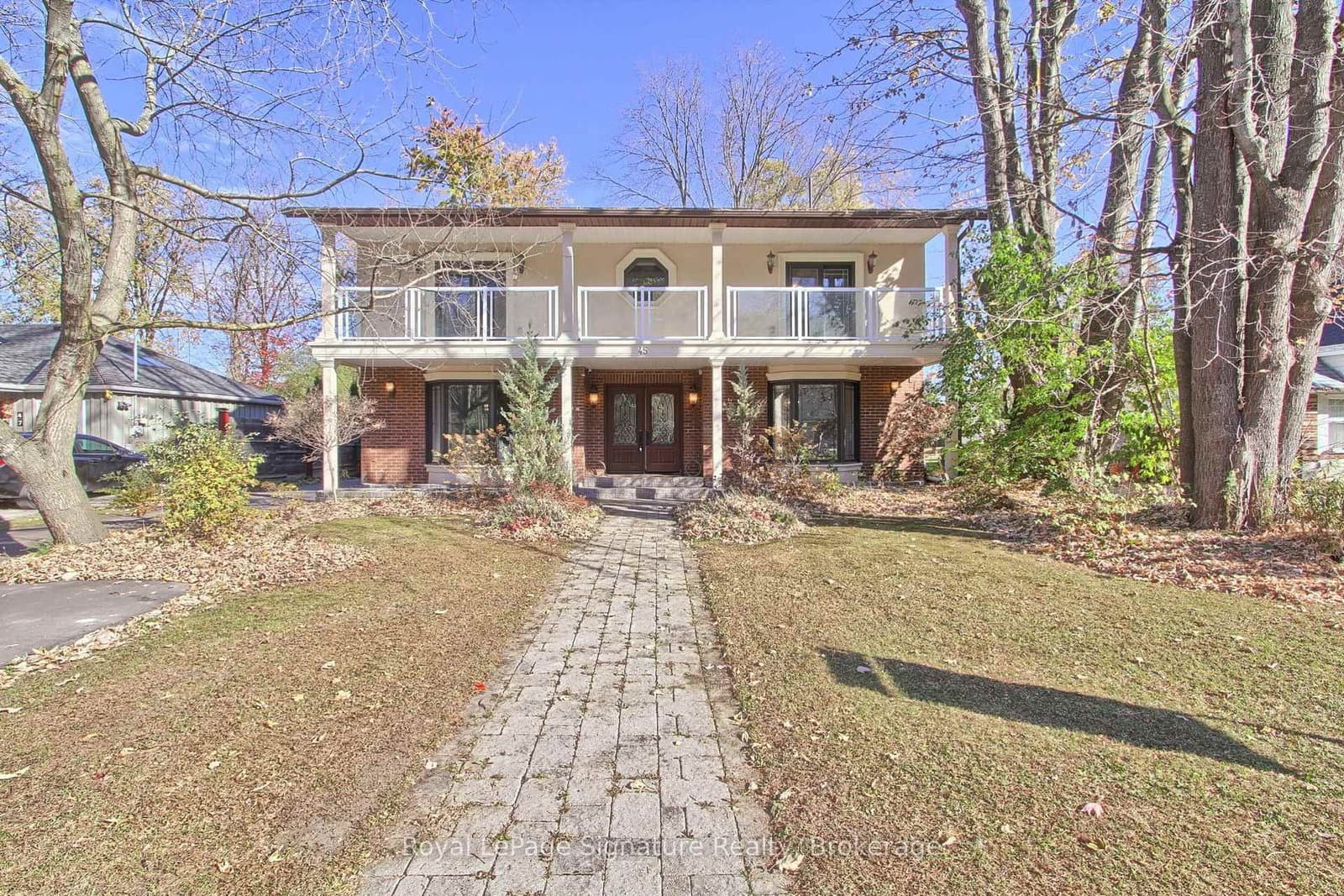 45 Pleasant Avenue, East Gwillimbury, ON