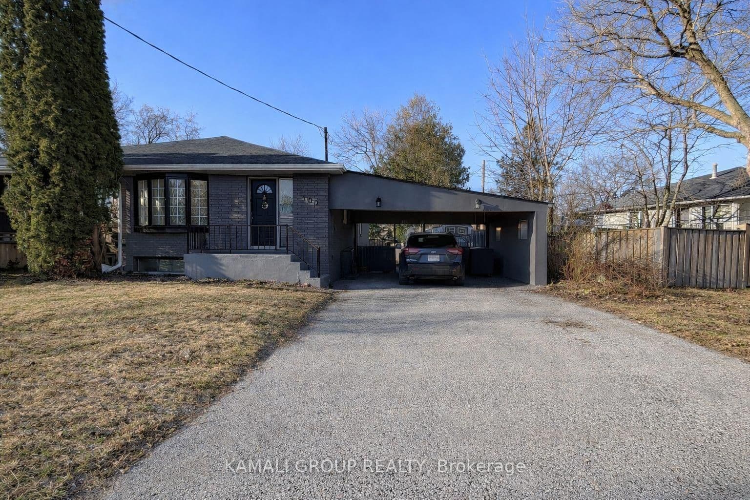 BSMT - 100 Sheldon Avenue, Newmarket, ON — photo 2