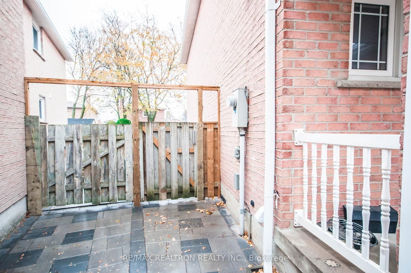 87 Garham Crescent, Markham, ON — photo 2