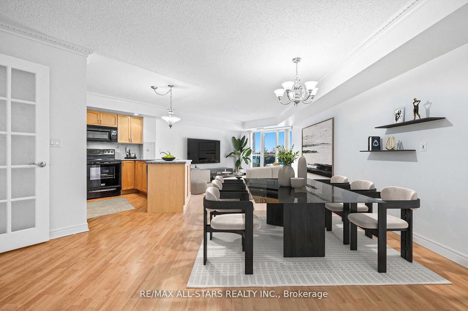 536 - 33 Cox Boulevard, Markham, ON — photo 2